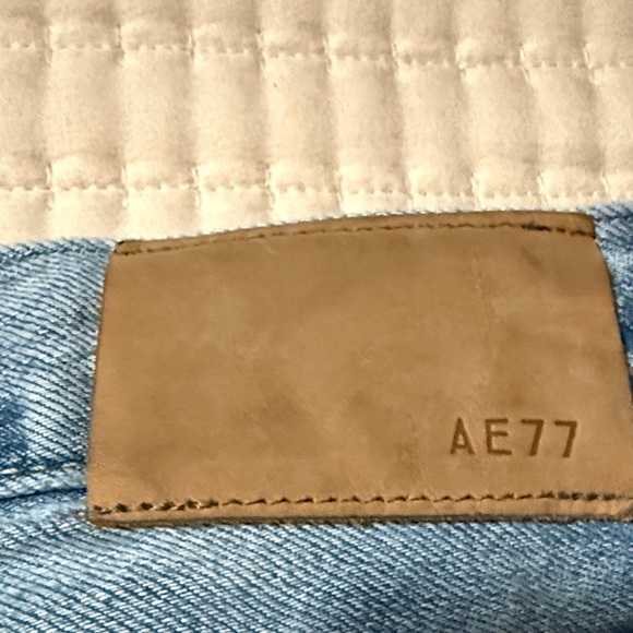 AE 77 Wide-Leg Blue Jeans - Picture 3 of 6